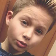Jake Warden, 23 (Estrella de YouTube)