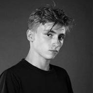 Jakob Ulrich, 24 (电影演员)