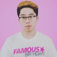 James Reacts, 25 (YouTube Star)