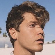 Jamie Miller, 26 (Pop Singer)