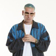 Jamsha, 40 (說唱歌手)