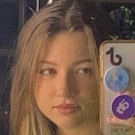 Jana Paige, 22 (TikToker)
