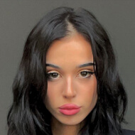 Jana Soss, 24 (Star di YouTube)