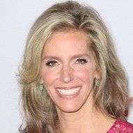 Jane Buckingham, 55 (電視節目主持人)
