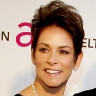 Jane Hajduk, 57 (Familielid)