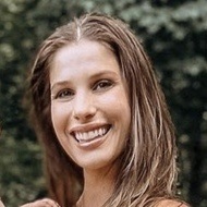 Janelle McAloon, 34 (TikTok明星)