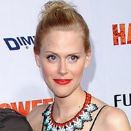 Janet Varney, 48 (配音女演员)