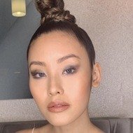 Jarry Lee, 30 (Modell)