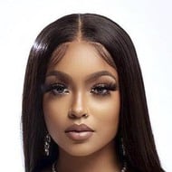 Jasmine Marie, 23 (Estrella de Instagram)