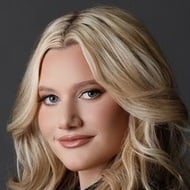 Jasmine Sievers, 25 (Estrella de TikTok)