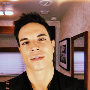 Jason Gotay, 36 (Diễn viên truyền hình)