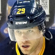 Jason Pominville, 41 (Hockey speler)