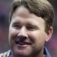 Jay Gruden, 56 (足球教練)