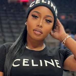 Jazmin Re'Nae, 33 (Instagram Star)