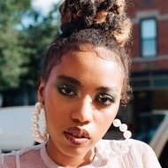 Jean Deaux, 30 (Cantante R&B)