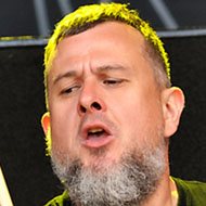 Jean Paul Gaster, 52 (鼓手)