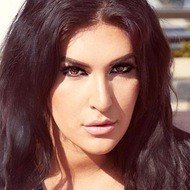 Jeane Marie, 34 (流行歌手)