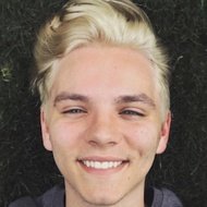 Jed Lee, 32 (Instagram Star)