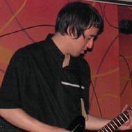 Jeff Schroeder, 45 (Nghệ sĩ guitar)