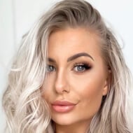 Jelly Devote, 35 (Instagram Star)