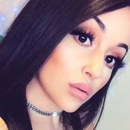 Jenn Aguirre, 35 (YouTube明星)