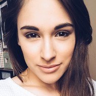 Jenna Beasley, 31 (YouTube明星)