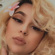 Jennifer Barajas, 24 (Instagram明星)