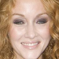 Jennifer Ferrin, 46 (電視女演員)