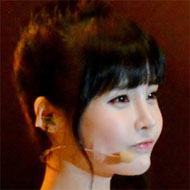 Jeon Boram, 37 (Pop Singer)