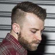 Jeremy Davis, 40 (贝斯手)