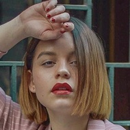 Jesbely Albarrán, 35 (博主)