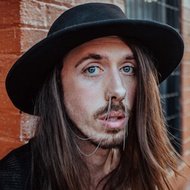 Jesse Cale, 35 (音乐制作人)