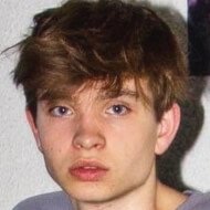 Jesse Hoefnagels, 24 (YouTube Star)