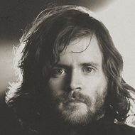 Jesse Kongos, 40 (鼓手)