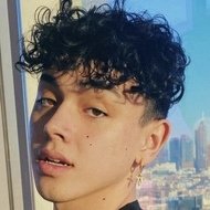 Jesse Underhill, 27 (TikTok Star)