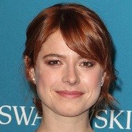 Jessie Buckley, 34 (Atriz De Televisão)