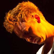 Ji Fraser, 37 (吉他手)
