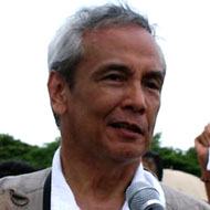 Jim Paredes, 74 (Presentadore de Programas de TV)