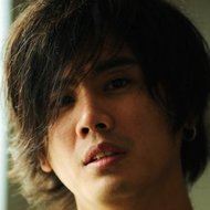 Jimmy Bondoc, 50 (Cantante de Música Mundial)