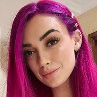 Jo Archbold, 29 (Model)