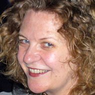 Joan Smith, 70 (Romanziere)