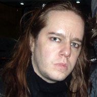 Joey Jordison (1975 - 2021) (鼓手)