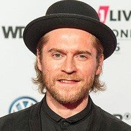 Johannes Oerding, 42 (流行歌手)