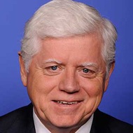 John B. Larson, 77 (政治家)