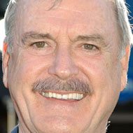 John Cleese, 84 (电影演员)