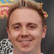 John Galea, 38 (流行歌手)