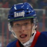 John Klingberg, 33 (Un joueur de hockey)