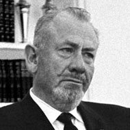 John Steinbeck (1902 - 1968) (Tiểu thuyết gia)