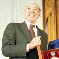 John Updike (1932 - 2009) (小说家)