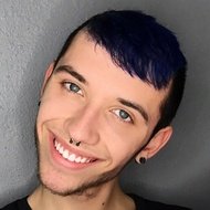 Johnny Cyrus, 28 (Instagram Star)